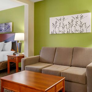 King Suite Mobility accessible